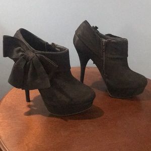 High Heeled Black Booties